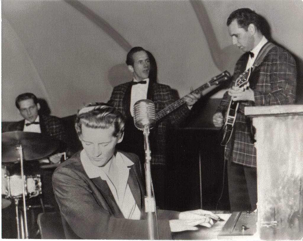 RETROLUXE_Jerry_Lee_Lewis_02